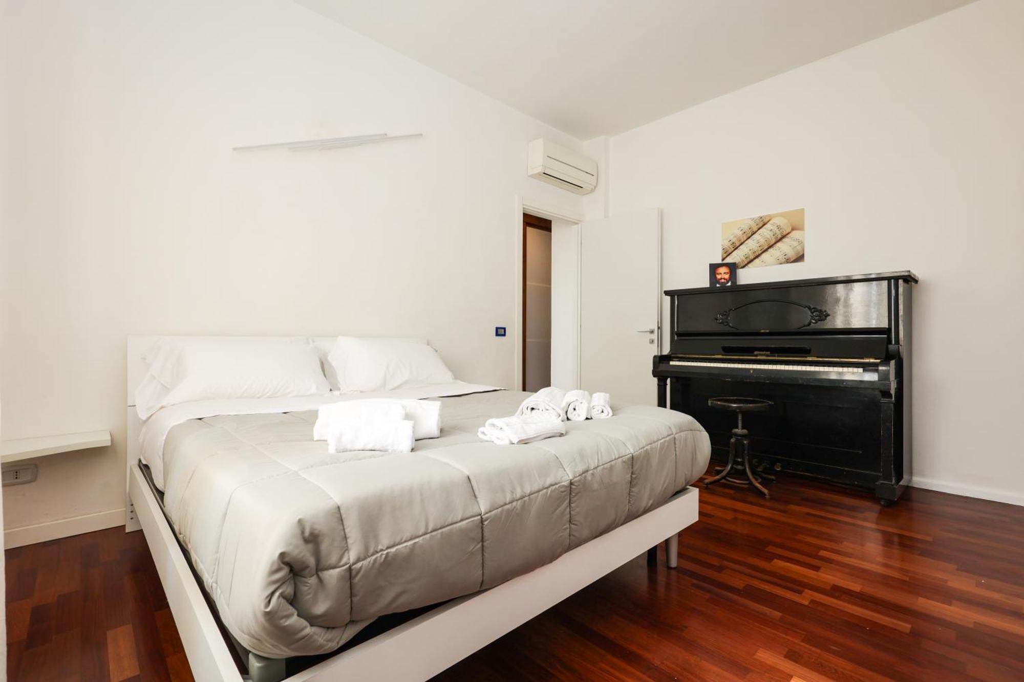 Modena Visit Apartment Exterior photo